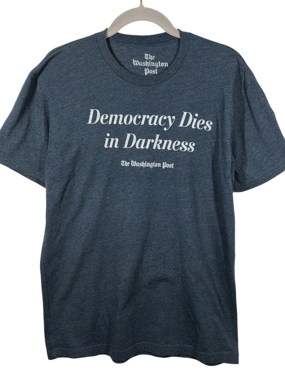 The Washington Post Democracy Dies In Darkness 2017 Tshirt Size M Blue